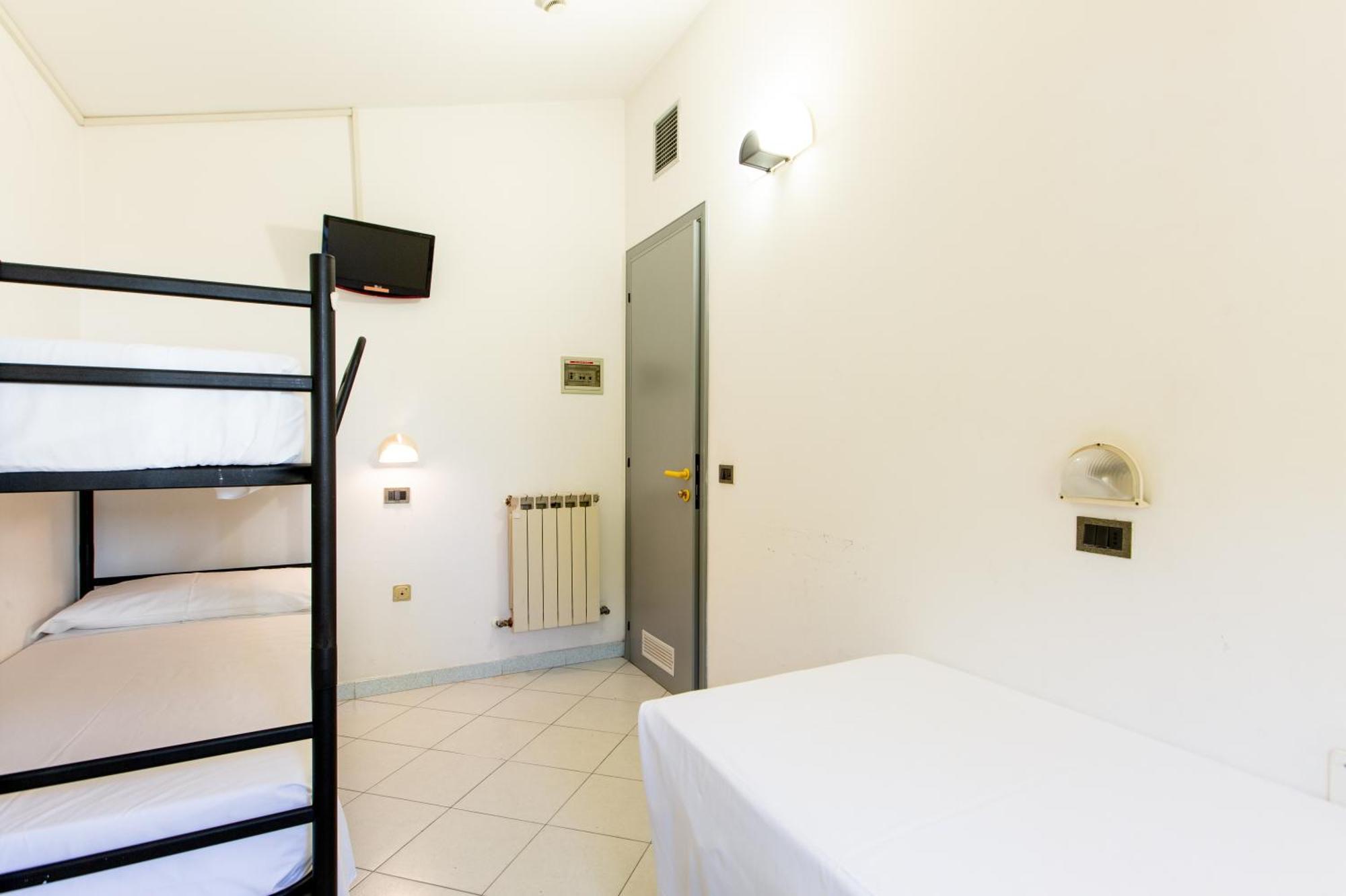Hotel Marzia Con Piscina Riccione Dış mekan fotoğraf
