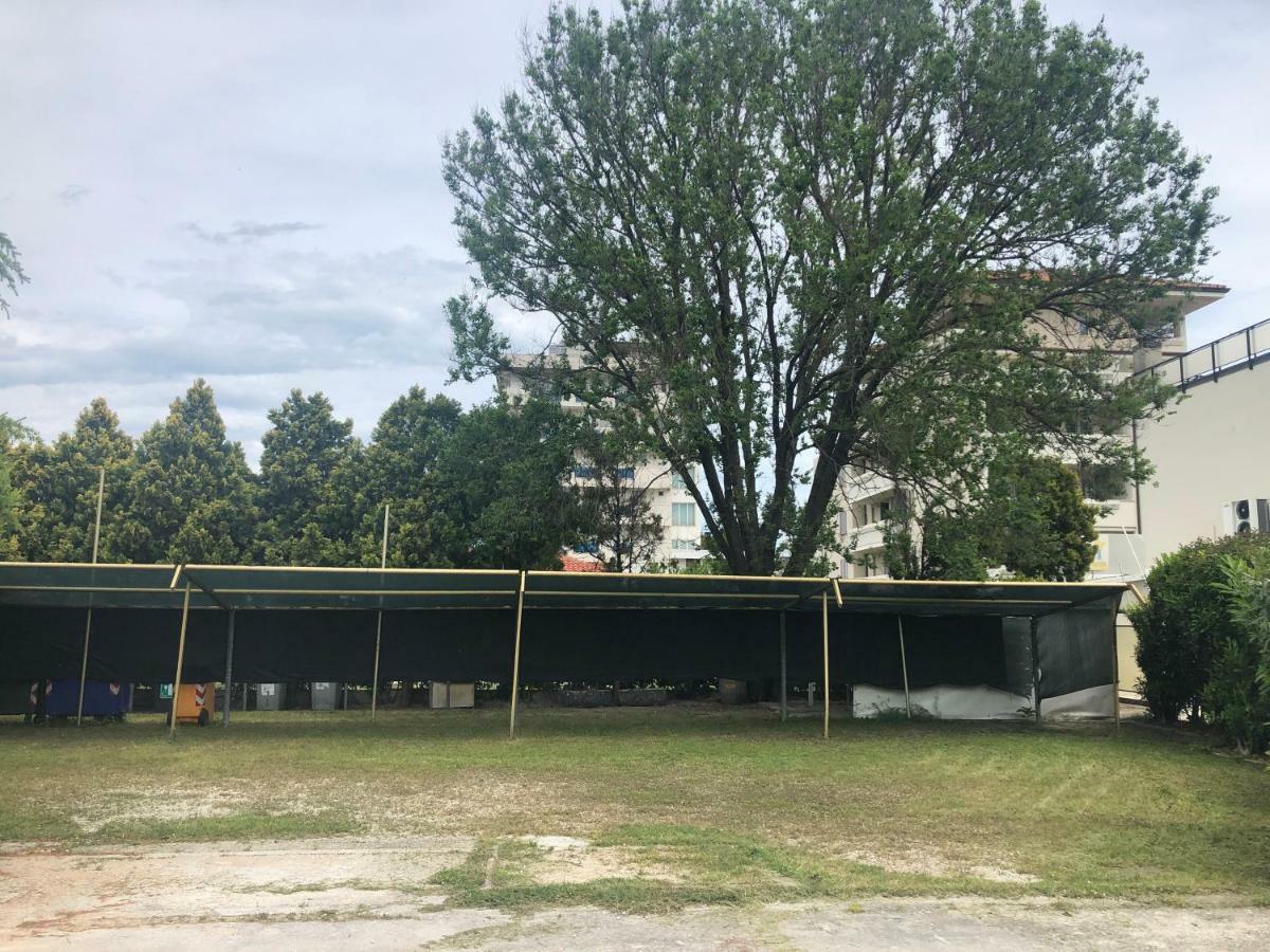 Hotel Marzia Con Piscina Riccione Dış mekan fotoğraf